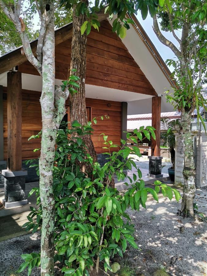 The Temak Villa Pantai Cenang  Exterior photo