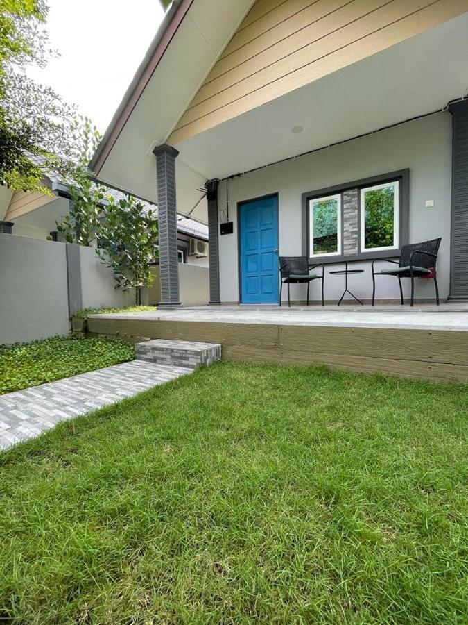The Temak Villa Pantai Cenang  Exterior photo